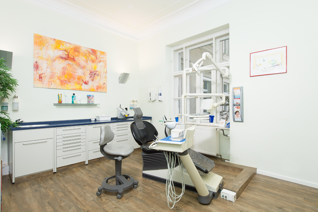 Das Behandlungszimmer von Dr. Irene Jahn.